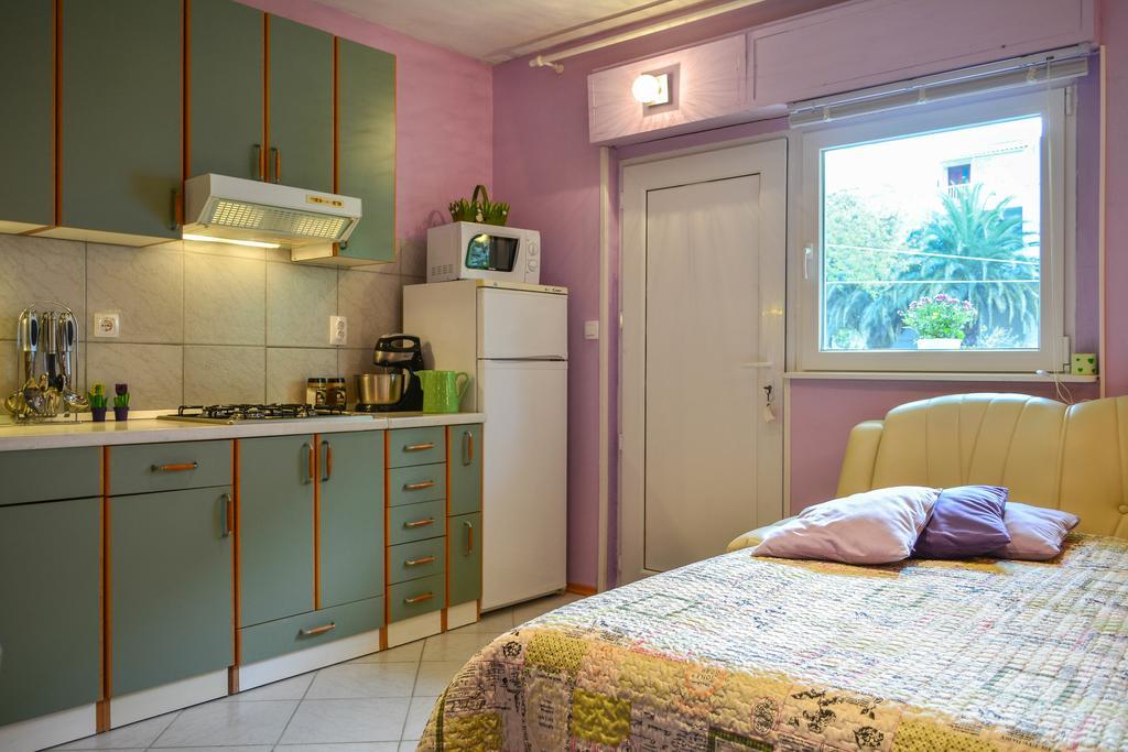 Pink Apartment Split